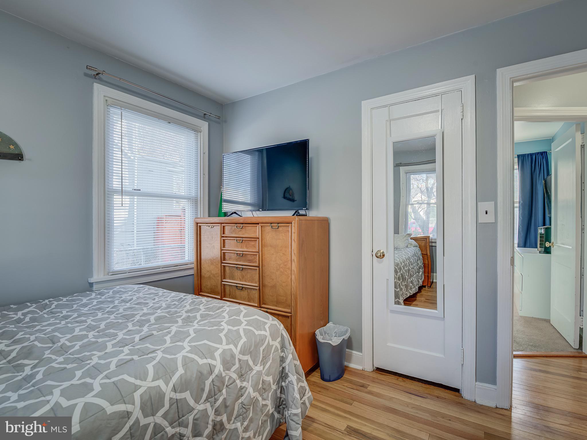 2814 Lindell Street Silver Spring, MD 20902 - Photo 7 of 60