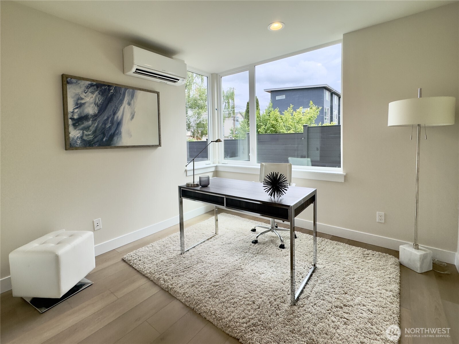 6945 42nd Avenue South Seattle, WA 98118 - Photo 11 of 17