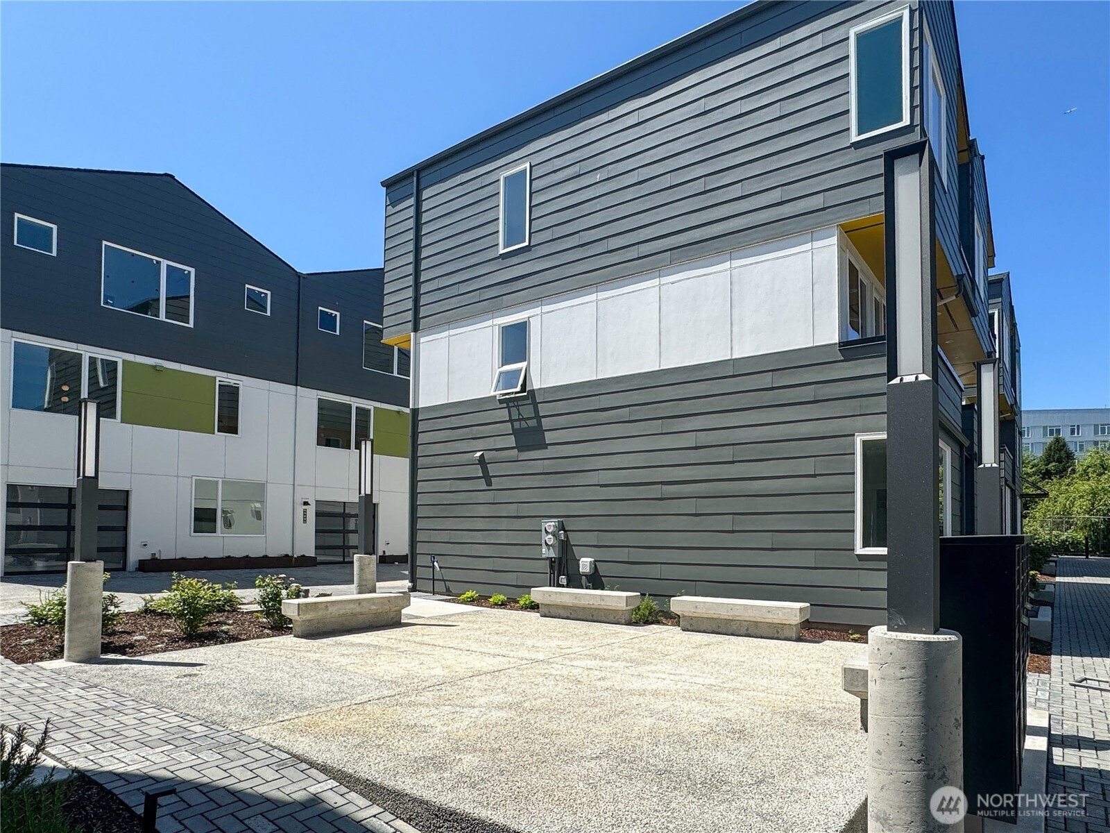 6945 42nd Avenue South Seattle, WA 98118 - Photo 16 of 17