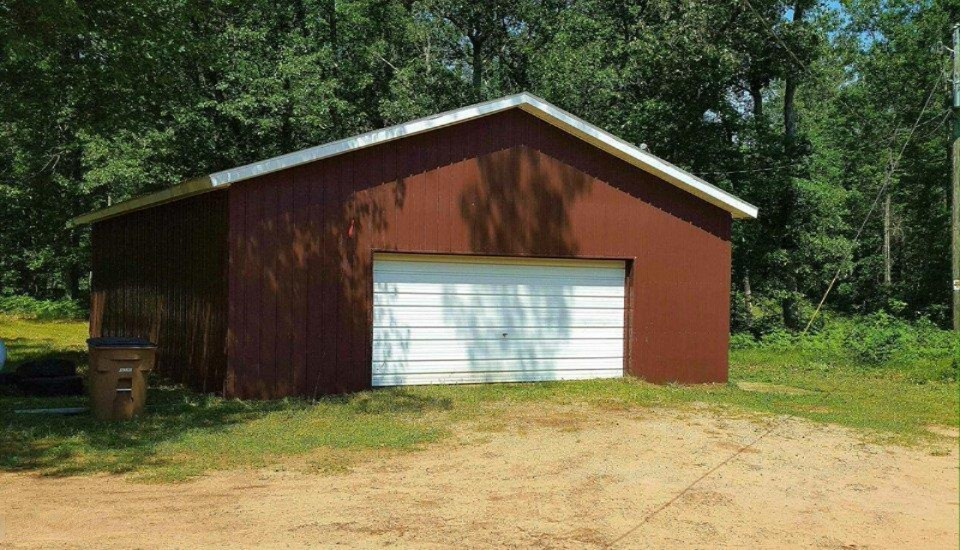 8176 South 116th Avenue Rothbury, MI 49452 - Photo 15 of 17 11124247_10155726559625158_228506431_n
