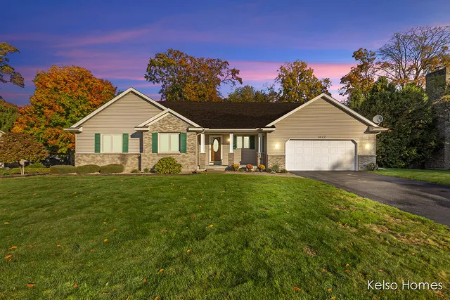 $445,000 | 1837 Cedarbrook Drive, Jenison, MI 49428
