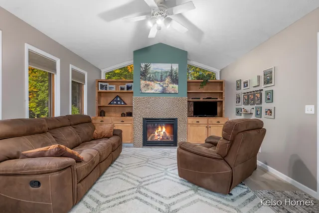 $445,000 | 1837 Cedarbrook Drive, Jenison, MI 49428