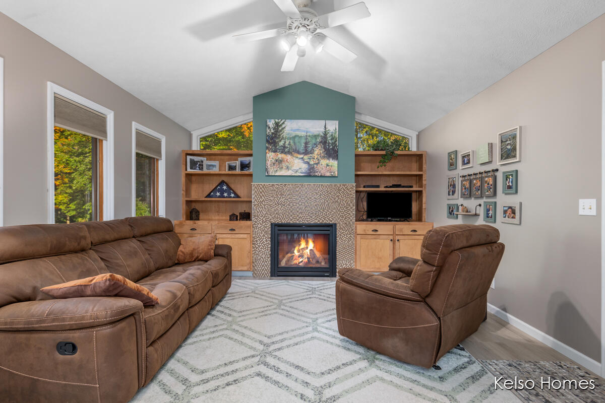 1837 Cedarbrook Drive Jenison, MI 49428 - Photo 9 of 26 IMG_1007