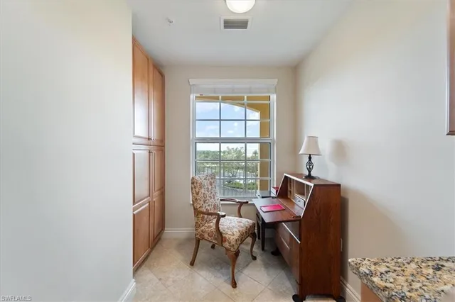 $299,999 | 5068 Annunciation Circle, Unit 4302, Immokalee, FL 34142