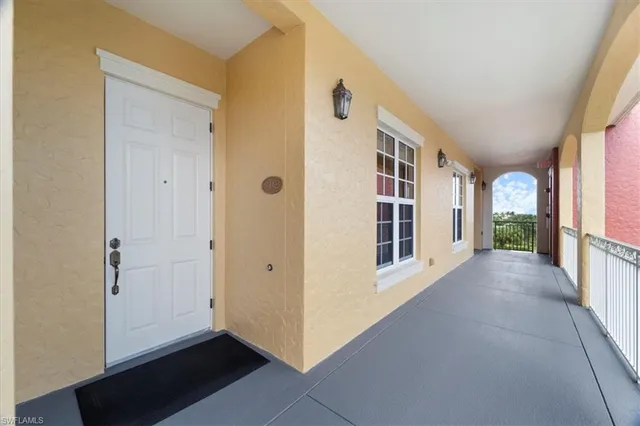 $299,999 | 5068 Annunciation Circle, Unit 4302, Immokalee, FL 34142