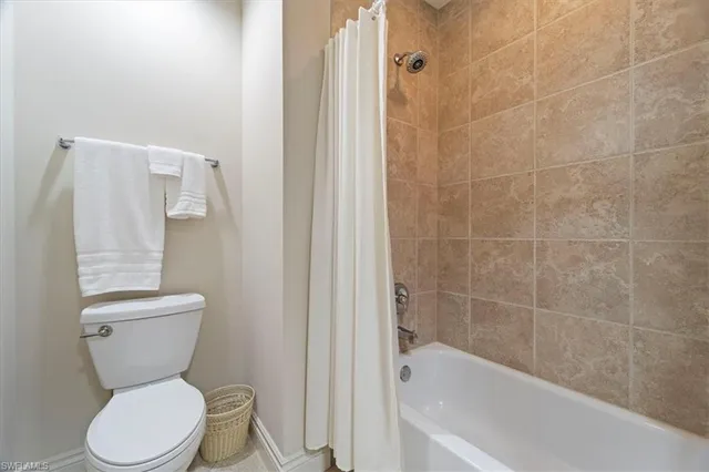 $299,999 | 5068 Annunciation Circle, Unit 4302, Immokalee, FL 34142