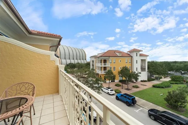 $299,999 | 5068 Annunciation Circle, Unit 4302, Immokalee, FL 34142