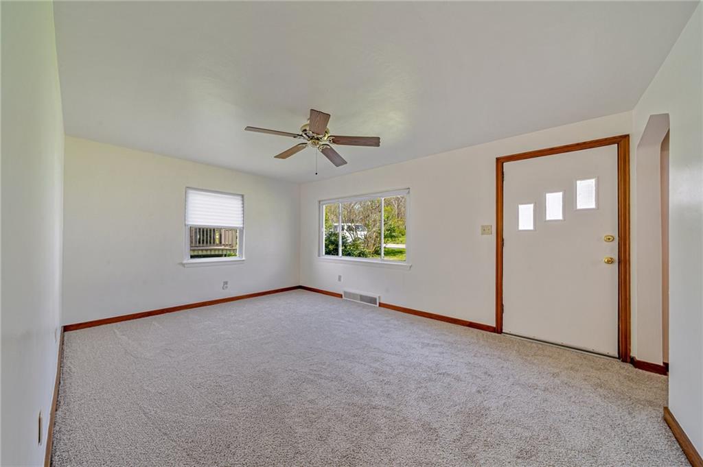 3510 Foster Road White Oak, PA 15131 - Photo 4 of 24 Gallery Image 4