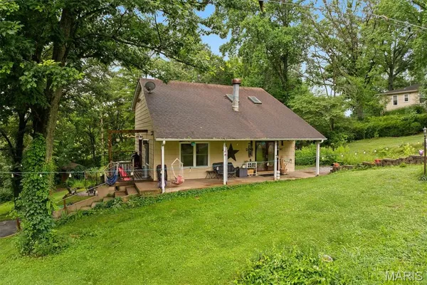 $250,000 | 206 Pamela Drive, Belleville, IL 62223