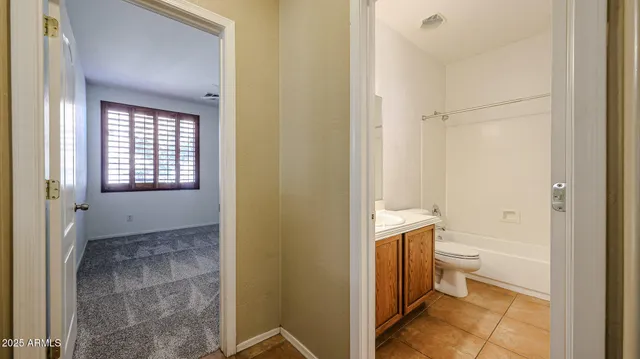 $3,095 | 7015 West Southgate Avenue, Phoenix, AZ 85043