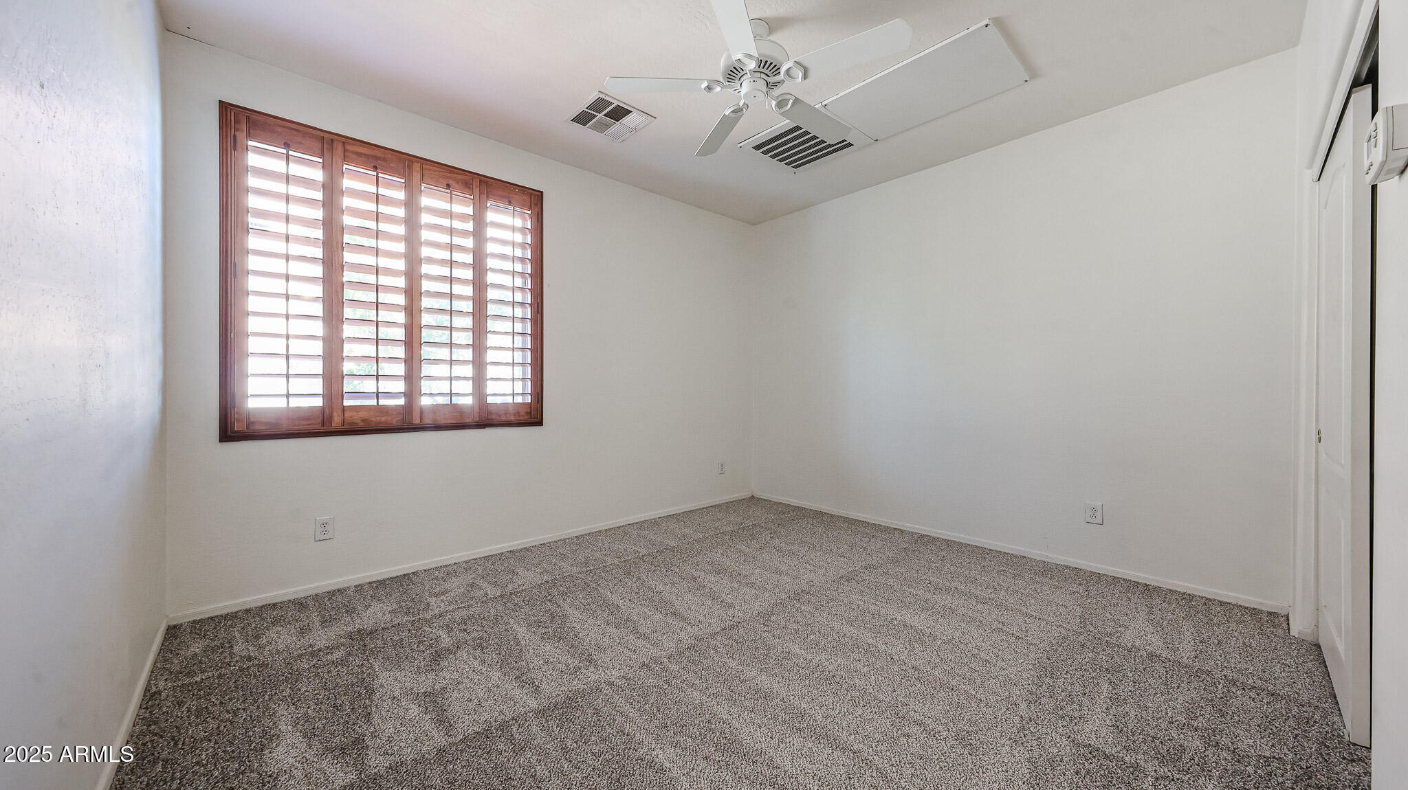 7015 West Southgate Avenue Phoenix, AZ 85043 - Photo 27 of 55 B (24)