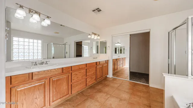 $3,095 | 7015 West Southgate Avenue, Phoenix, AZ 85043