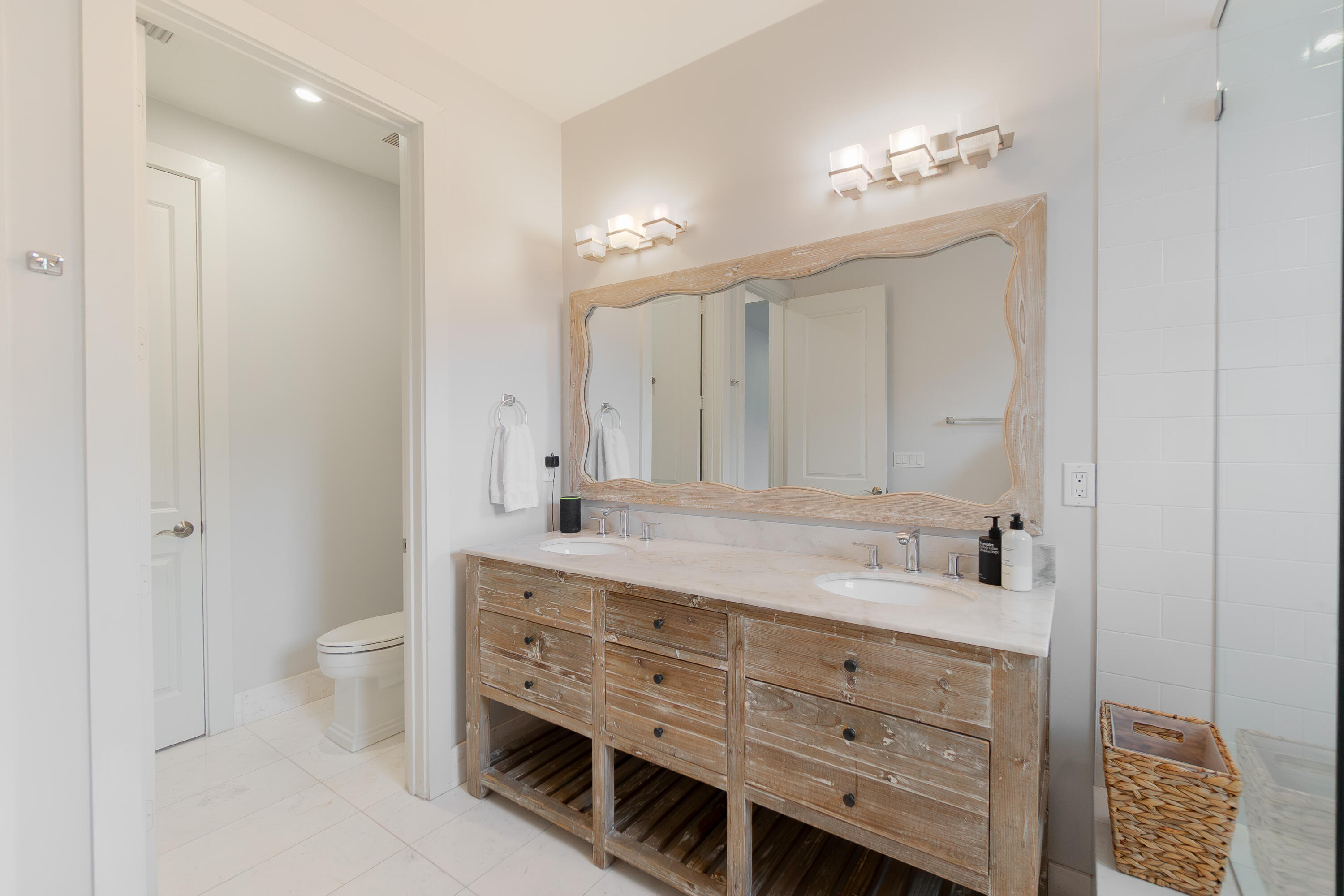 918 St George Boulevard Delray Beach, FL 33483 - Photo 18 of 36 DSC02724
