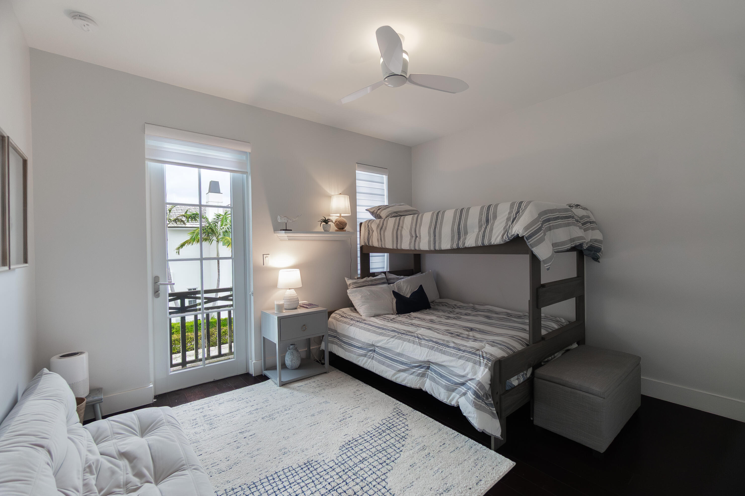 918 St George Boulevard Delray Beach, FL 33483 - Photo 28 of 36 DSC02753