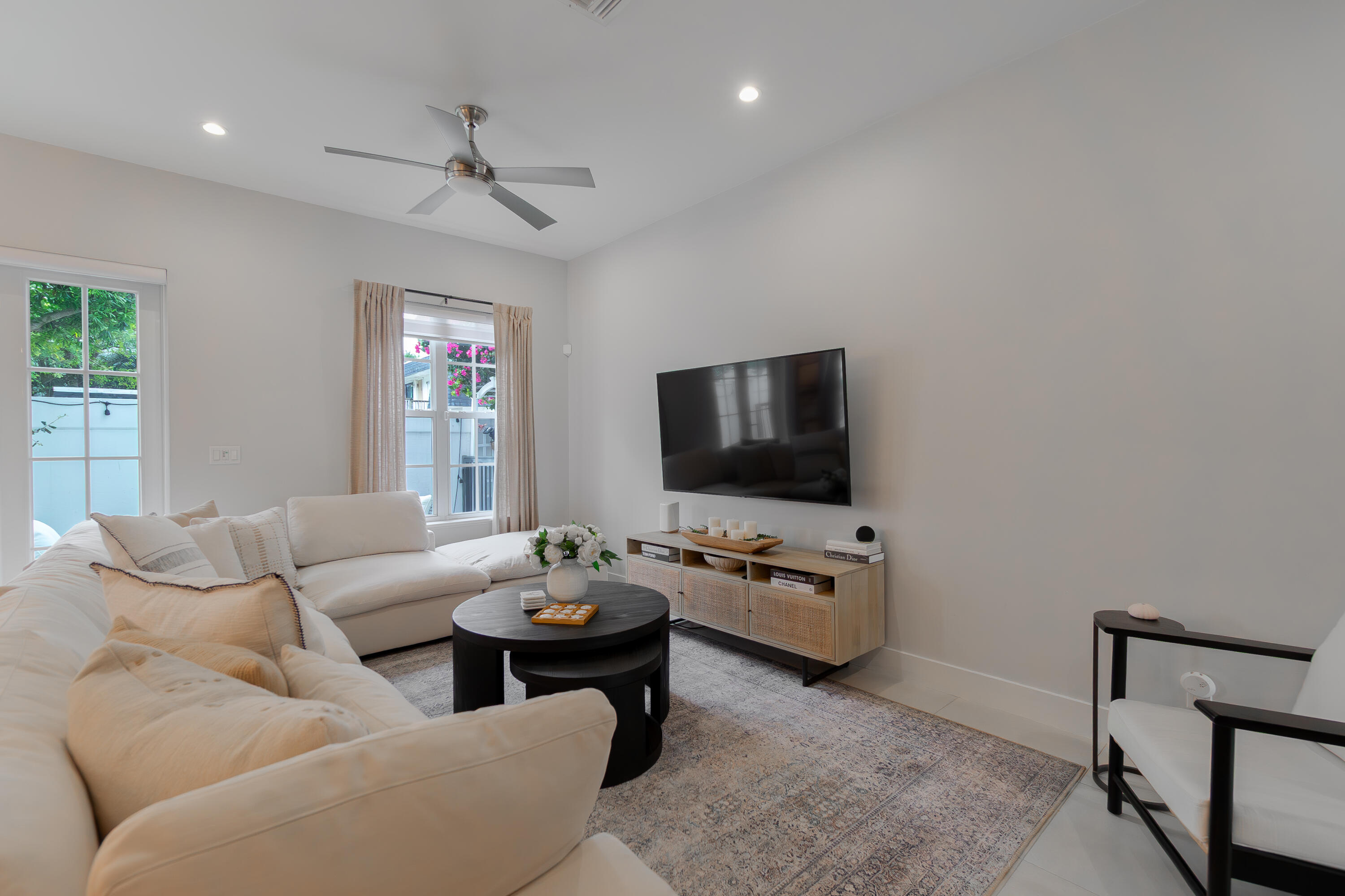 918 St George Boulevard Delray Beach, FL 33483 - Photo 6 of 36 DSC02796