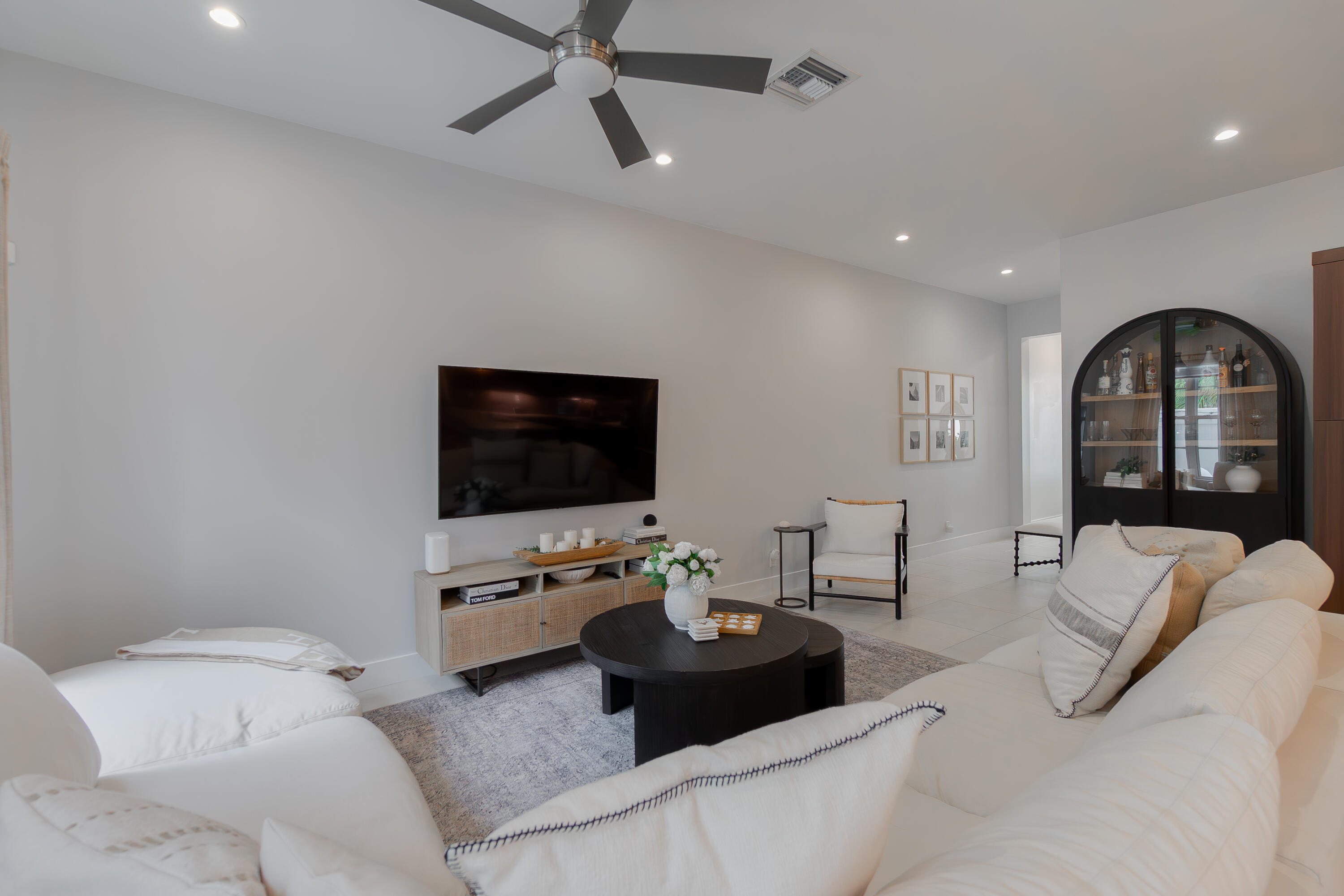 918 St George Boulevard Delray Beach, FL 33483 - Photo 7 of 36 DSC02798