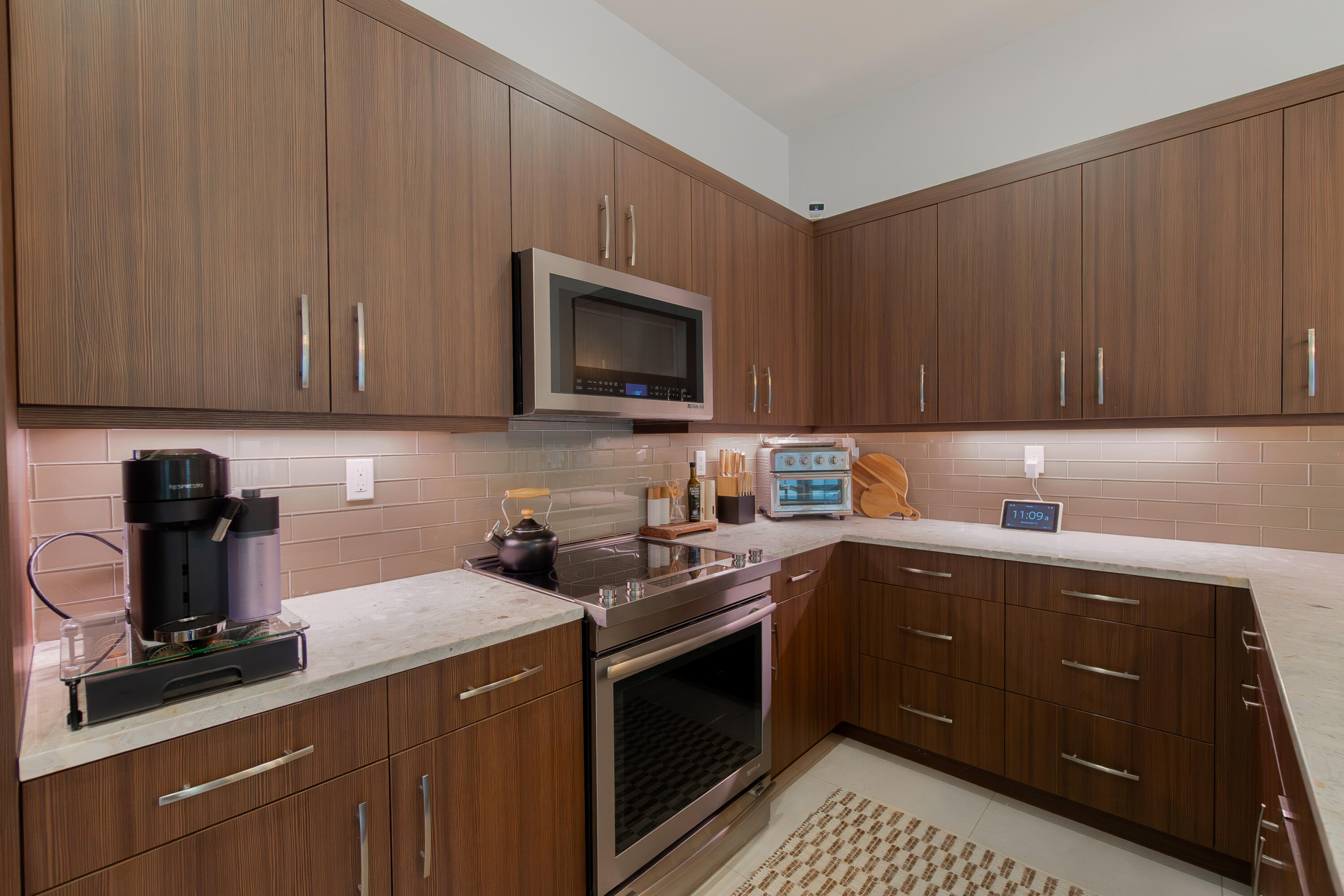 918 St George Boulevard Delray Beach, FL 33483 - Photo 9 of 36 DSC02810