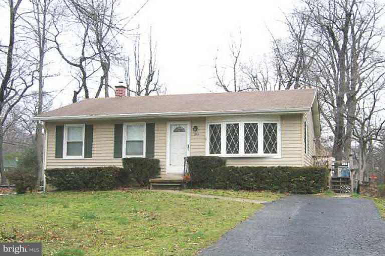 185 Circle Road Pasadena, MD 21122 - Photo 1 of 1 Exterior (Main)