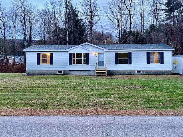 $249,000 | 225 Sugar River Drive, Claremont, NH 03743