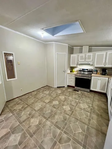 $249,000 | 225 Sugar River Drive, Claremont, NH 03743