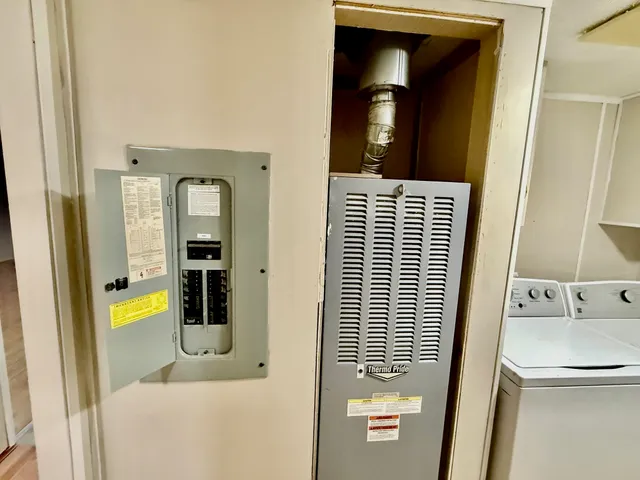 $249,000 | 225 Sugar River Drive, Claremont, NH 03743