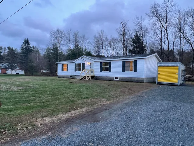 $249,000 | 225 Sugar River Drive, Claremont, NH 03743