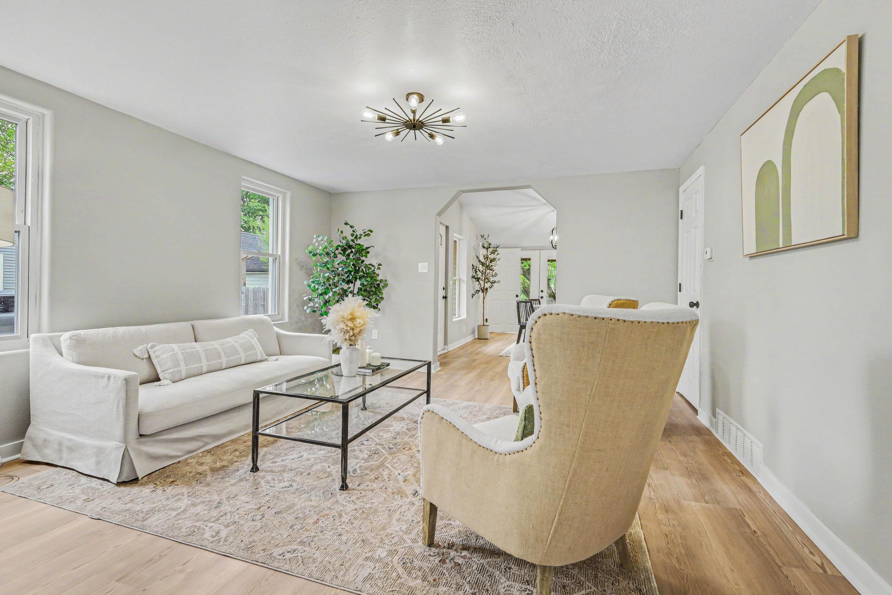 413 South Front Street Belding, MI 48809 - Photo 7 of 31 009_file_3375