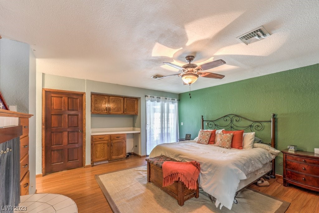 3265 South Lindell Road Las Vegas, NV 89146 - Photo 18 of 38 Gallery Image 18