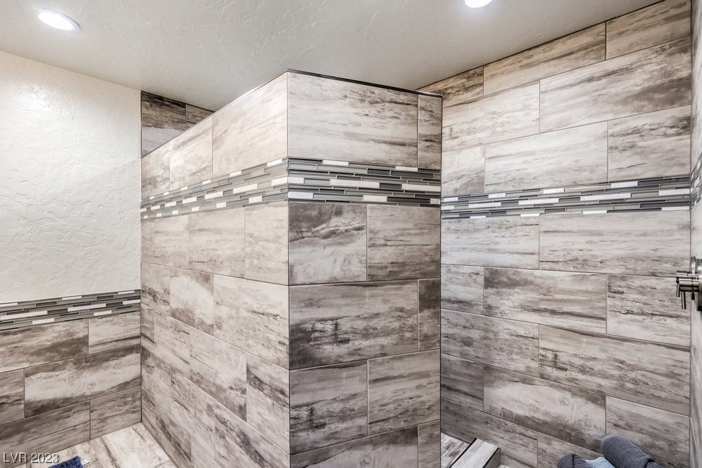 3265 South Lindell Road Las Vegas, NV 89146 - Photo 22 of 38 Gallery Image 22