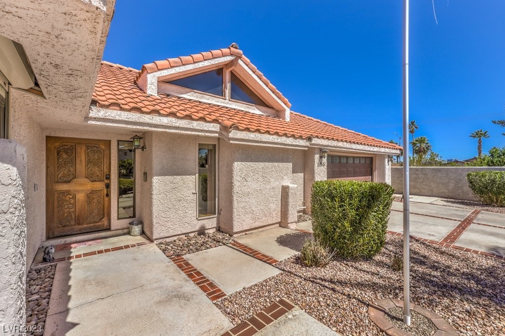 3265 South Lindell Road Las Vegas, NV 89146 - Photo 4 of 38 Gallery Image 4