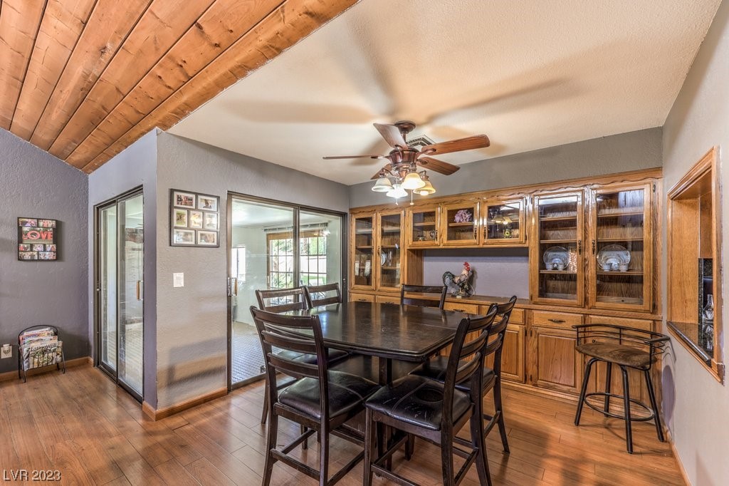 3265 South Lindell Road Las Vegas, NV 89146 - Photo 10 of 38 Gallery Image 10