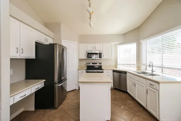 $2,385 | 7521 East Laguna Azul Avenue, Mesa, AZ 85209