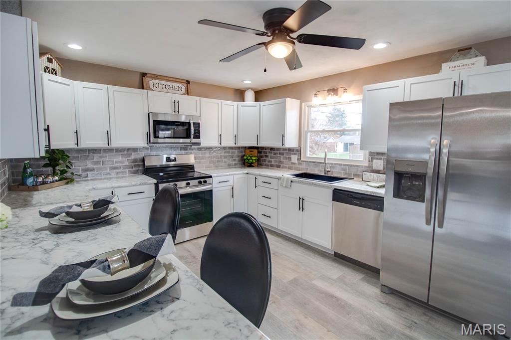 321 Mercury Drive Godfrey, IL 62035 - Photo 14 of 42