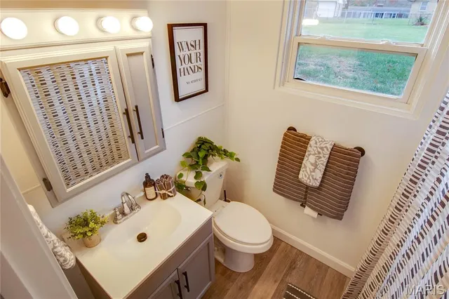 $225,000 | 321 Mercury Drive, Godfrey, IL 62035