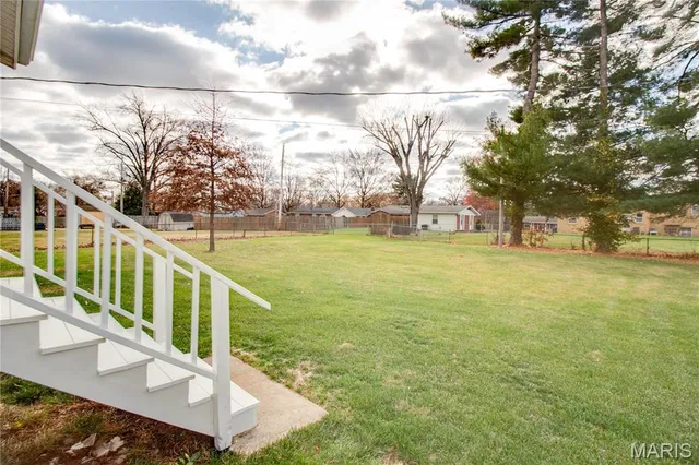 $225,000 | 321 Mercury Drive, Godfrey, IL 62035