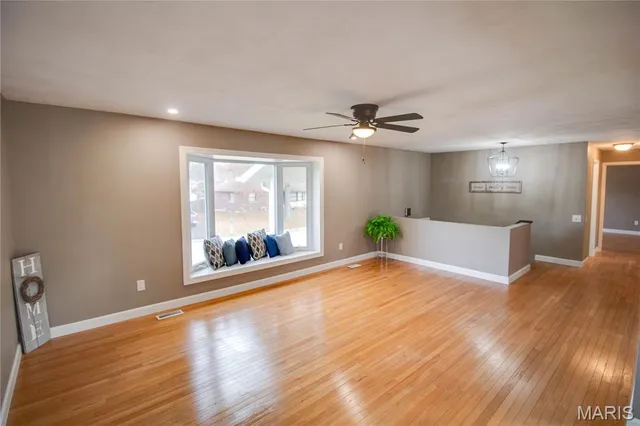 $225,000 | 321 Mercury Drive, Godfrey, IL 62035