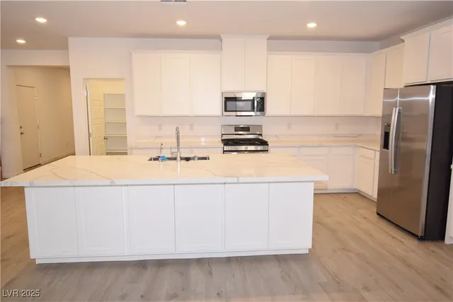 $739,900 | 9954 Dusty Indigo Street, Las Vegas, NV 89178