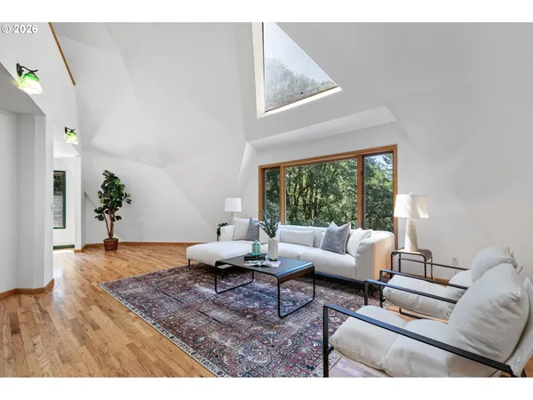 $795,000 | 7210 Northwest Grandview Drive, Corvallis, OR 97330