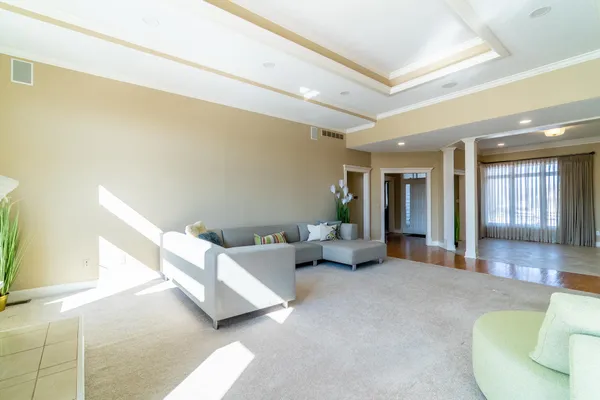 $625,000 | 12027 Sycamore Lakes Court, Fort Wayne, IN 46814