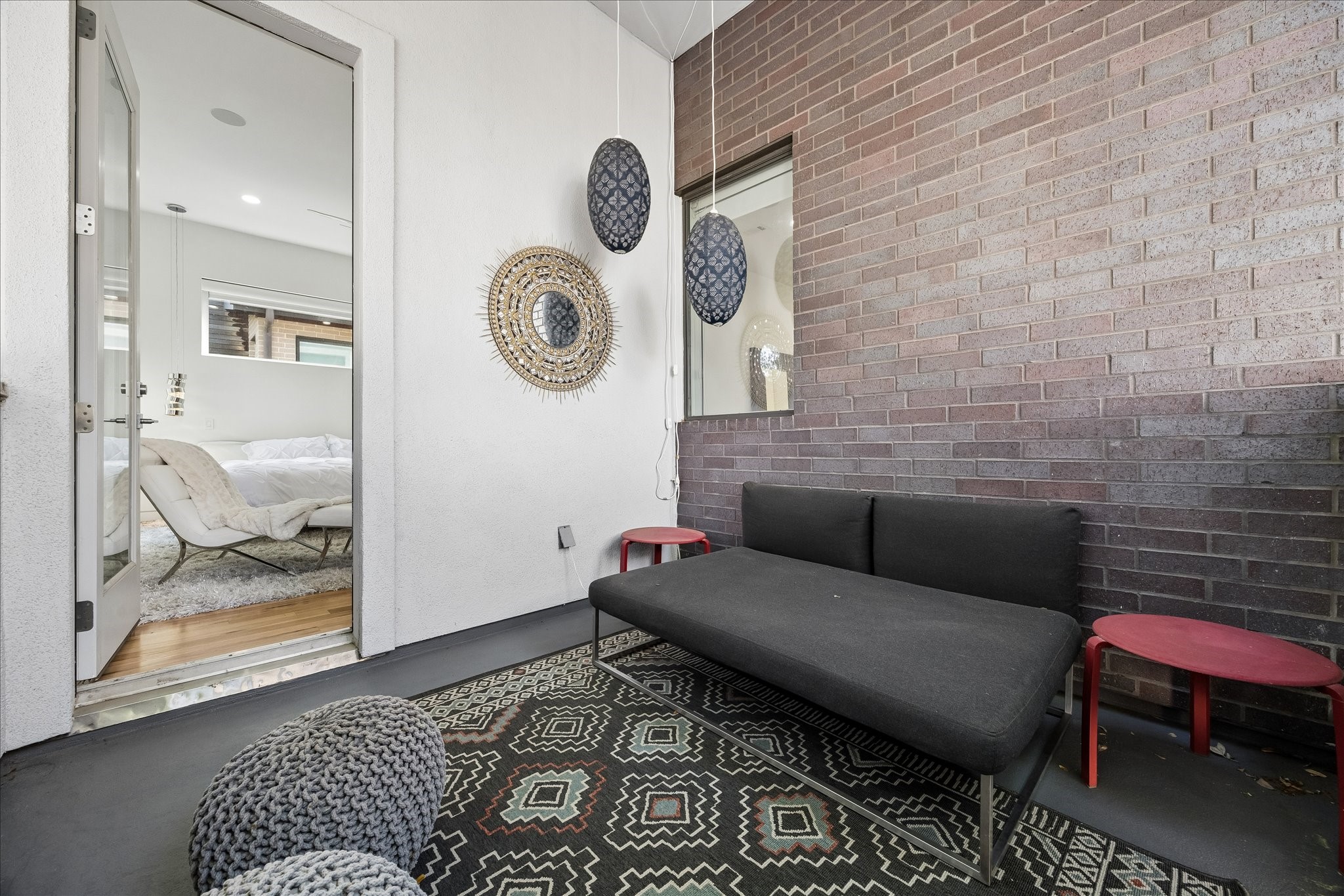 2014 Park Street Houston, TX 77019 - Photo 25 of 40 Balcony located off of the primary suite is a nice area to unwind and enjoy the calm.