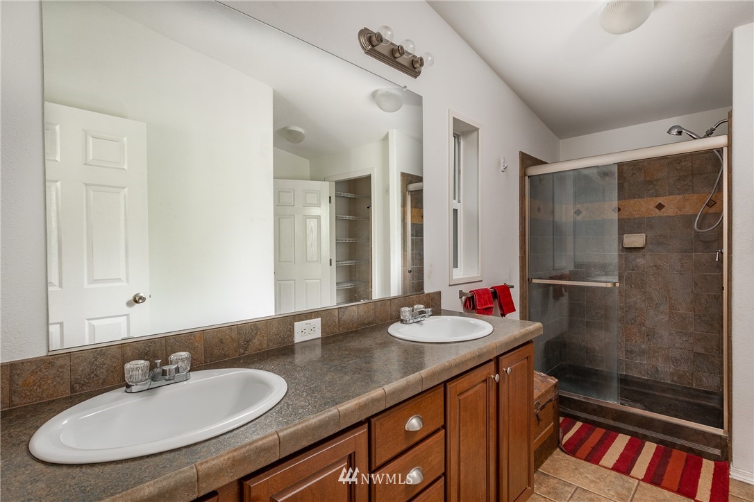 1428 North View Road Oak Harbor, WA 98277 - Photo 18 of 32 Gallery Image 18