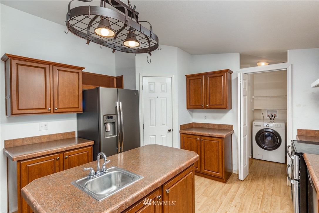 1428 North View Road Oak Harbor, WA 98277 - Photo 7 of 32 Gallery Image 7