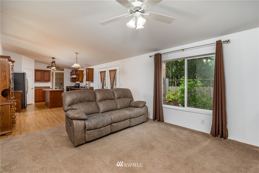 1428 North View Road Oak Harbor, WA 98277 - Photo 10 of 32 Gallery Image 10