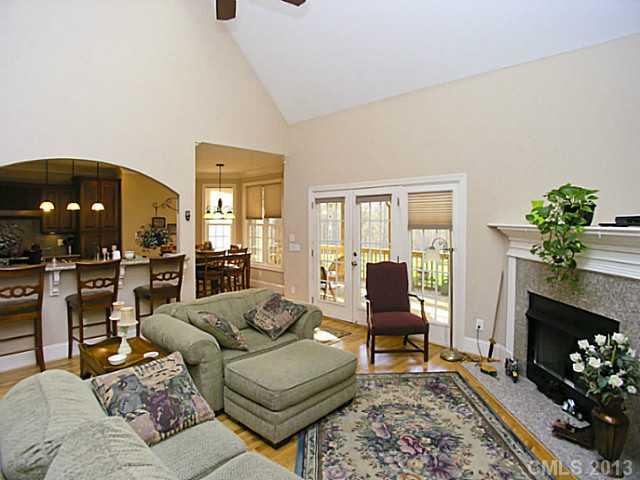 183 Evening Shadow Road Lake Wylie, SC 29710 - Photo 7 of 16 Gallery Image 7