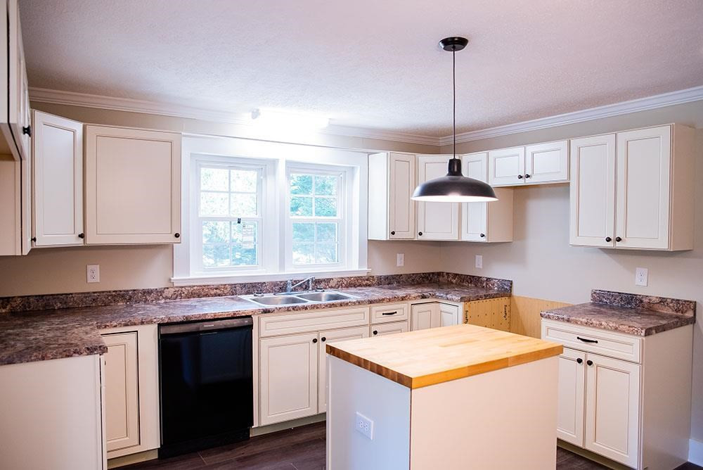 24 Wesley Gravitte Road Roxboro, NC 27573 - Photo 9 of 21 Photo 9