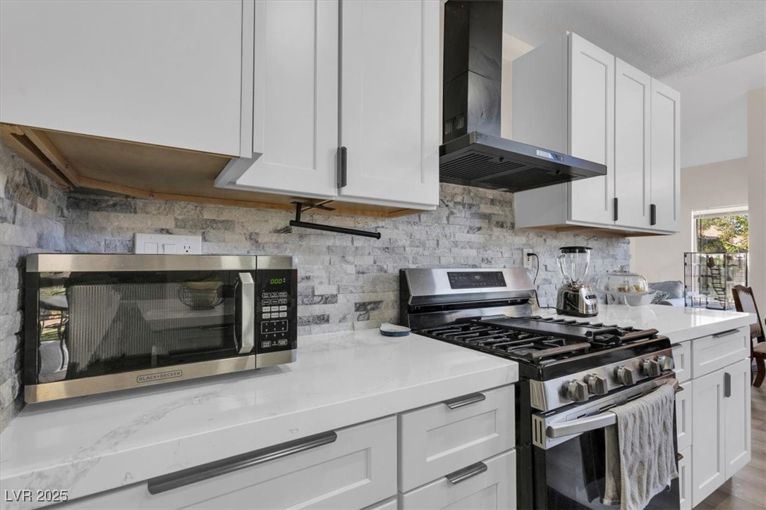 1219 Heather Ridge Road North Las Vegas, NV 89031 - Photo 13 of 32 Kitchen featuring appliances with stainless steel