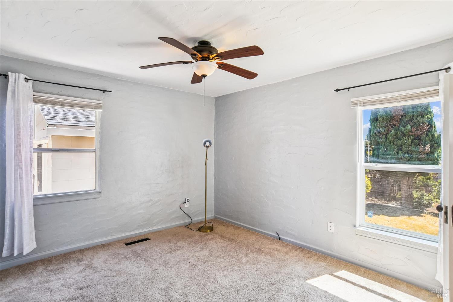 853 Benicia Road Vallejo, CA 94591 - Photo 14 of 30