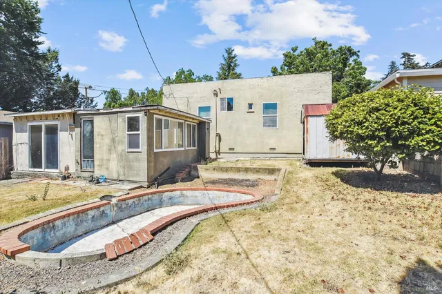 $398,000 | 853 Benicia Road, Vallejo, CA 94591