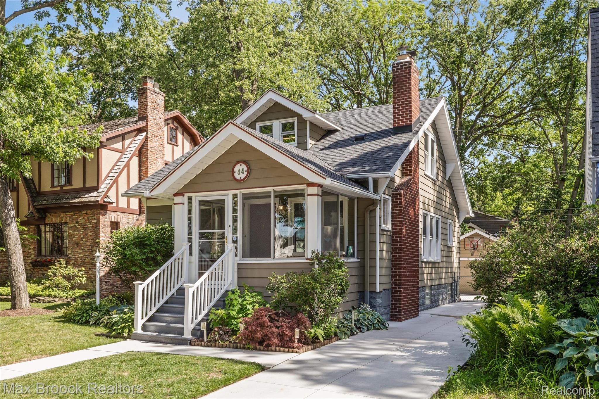 44 Kensington Boulevard Pleasant Ridge, MI 48069 - Photo 3 of 45 44 Kensington Boulevard
