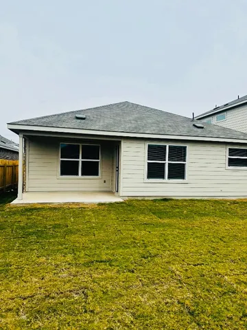 a house view with a outdoor space